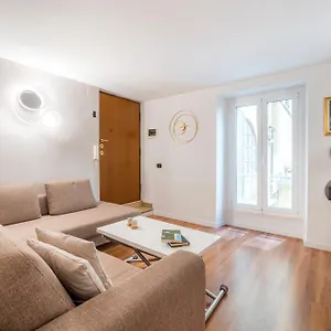Villafranca Loft, Modern Nearby The Station Appartamento
